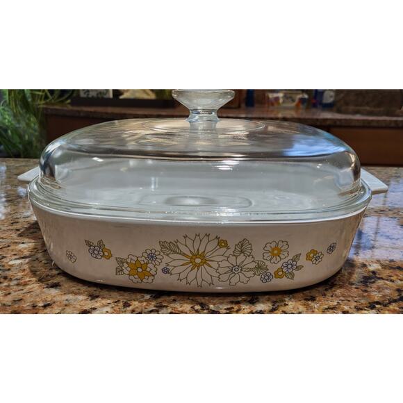 Vintage Corning Ware Floral Bouquet Casserole Dish & Lid A-10-B. 2.5 L EUC - Picture 12 of 15